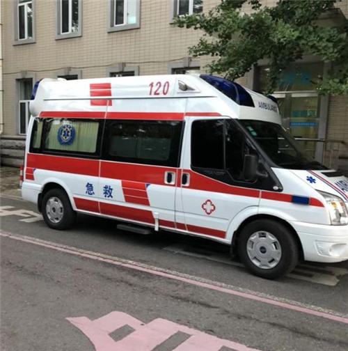 坡头选择我们的救护车出租,开启安心转院之旅