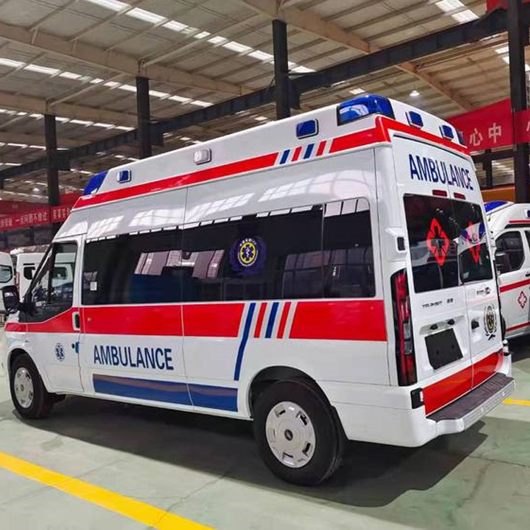 坡头救护车出租 —— 专业、安全、高效的城市急救服务