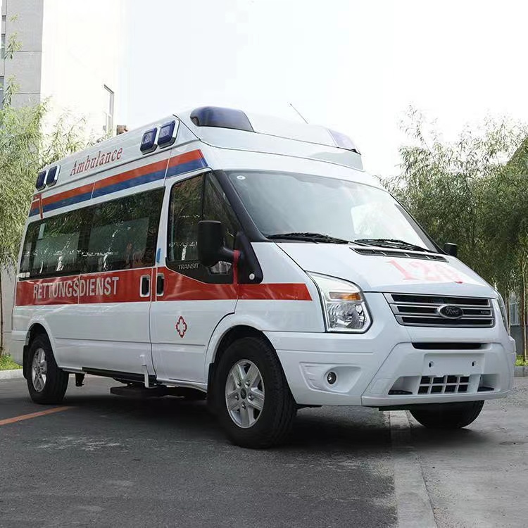 坡头行动不便者长途救护车租赁：安全转运的核心注意事项​